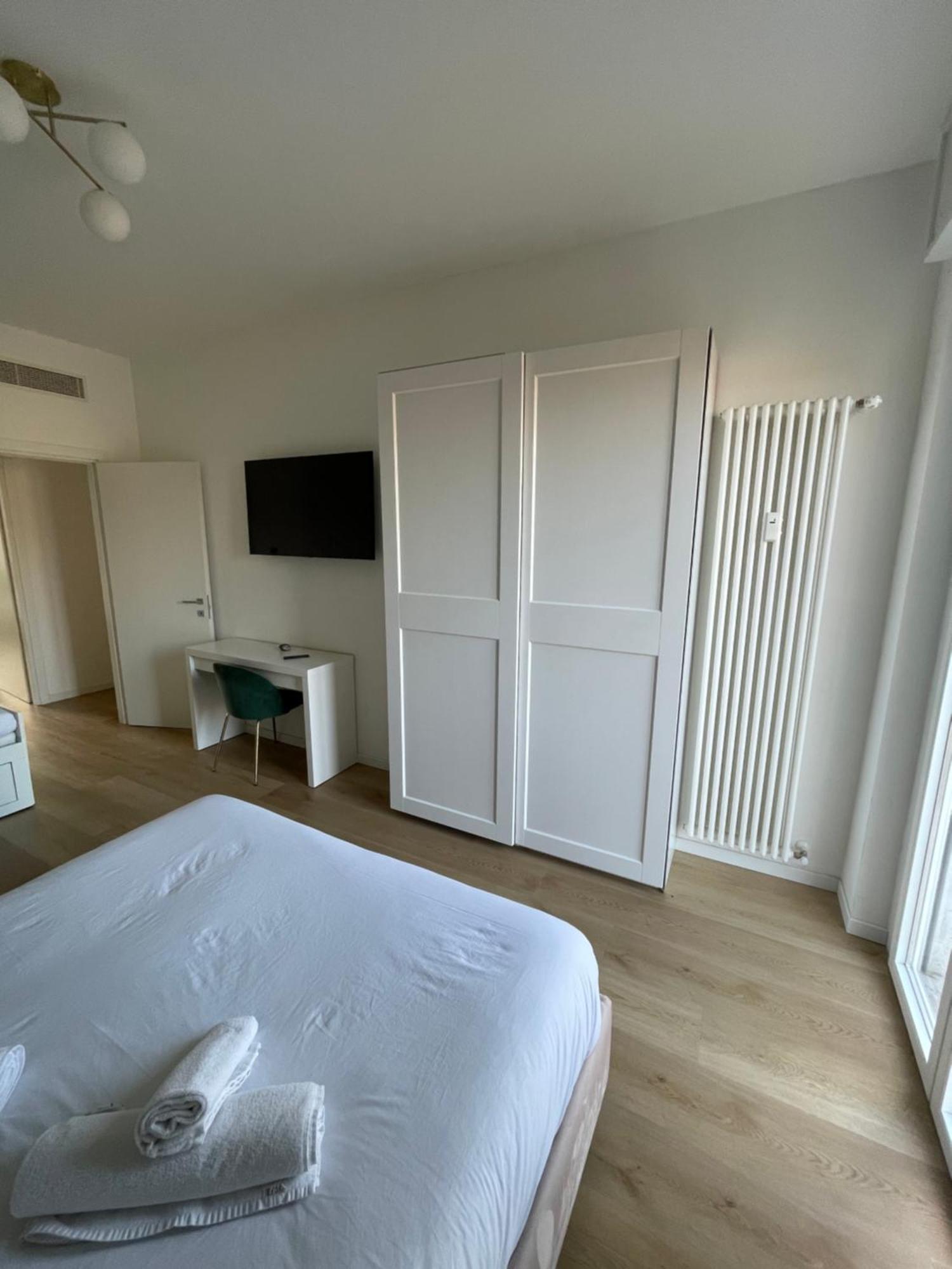 Appartement Trilocale Con Vista E Due Bagni Metro Blu Piazza Frattini