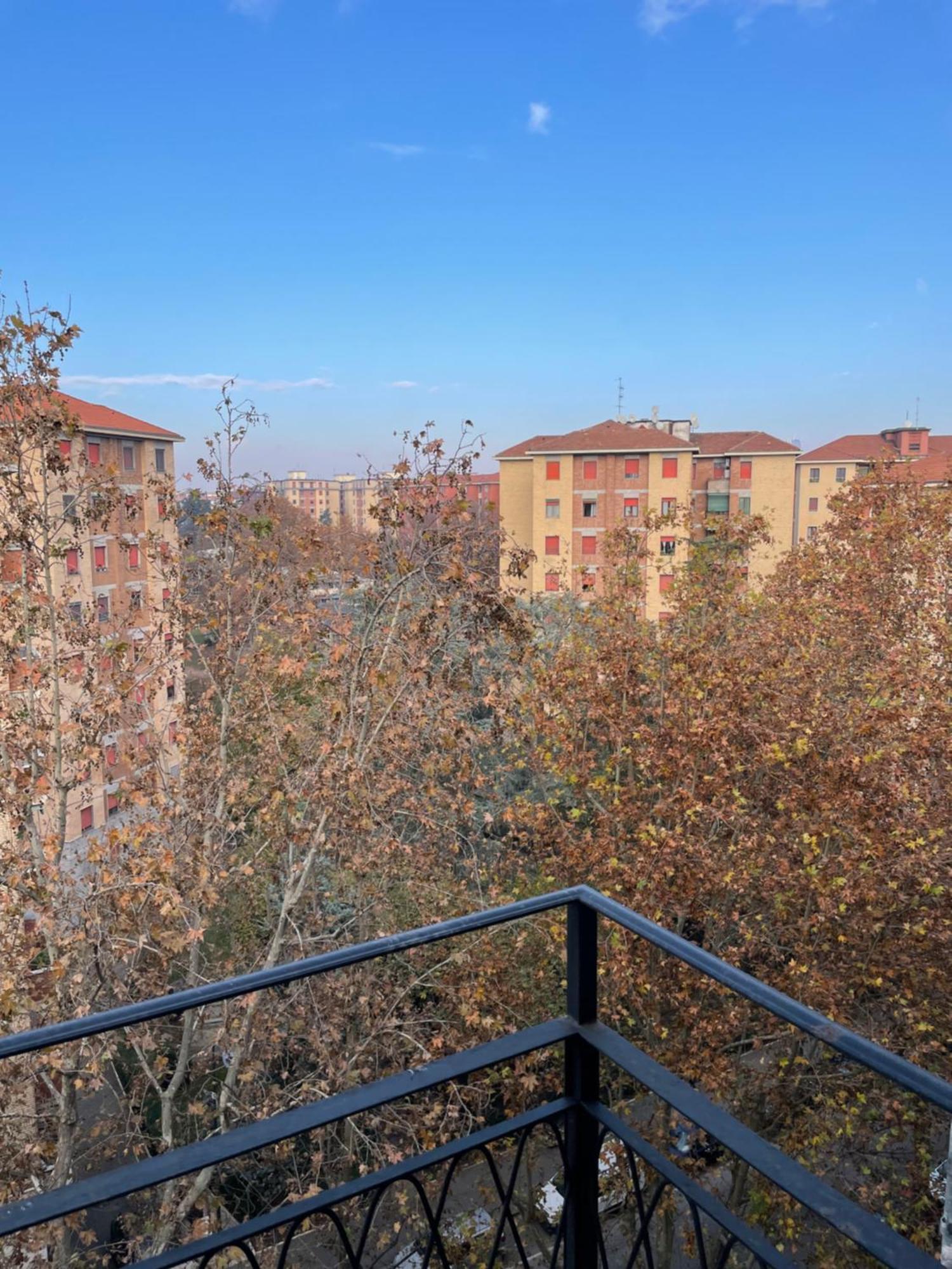 Appartement Trilocale Con Vista E Due Bagni Metro Blu Piazza Frattini Milan